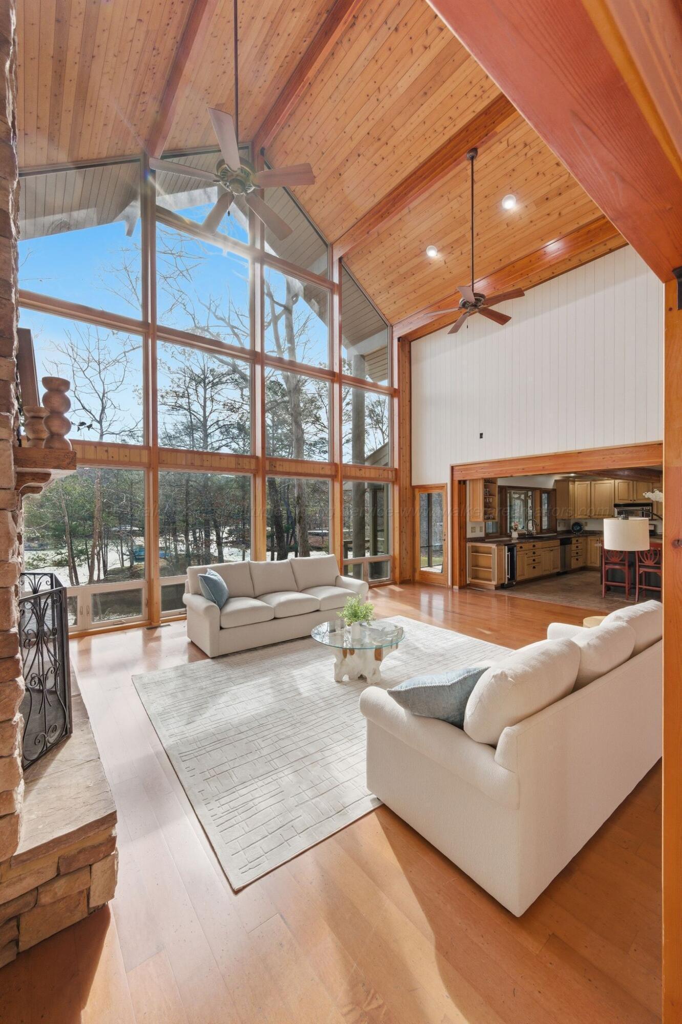 Image 3: Great Room