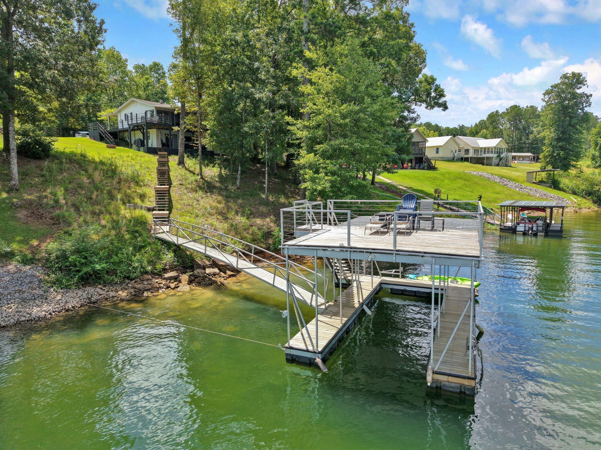 Image 3: Dock