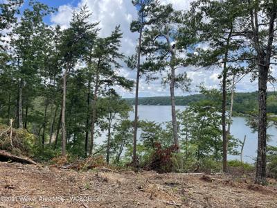 385 EMMONS Dr