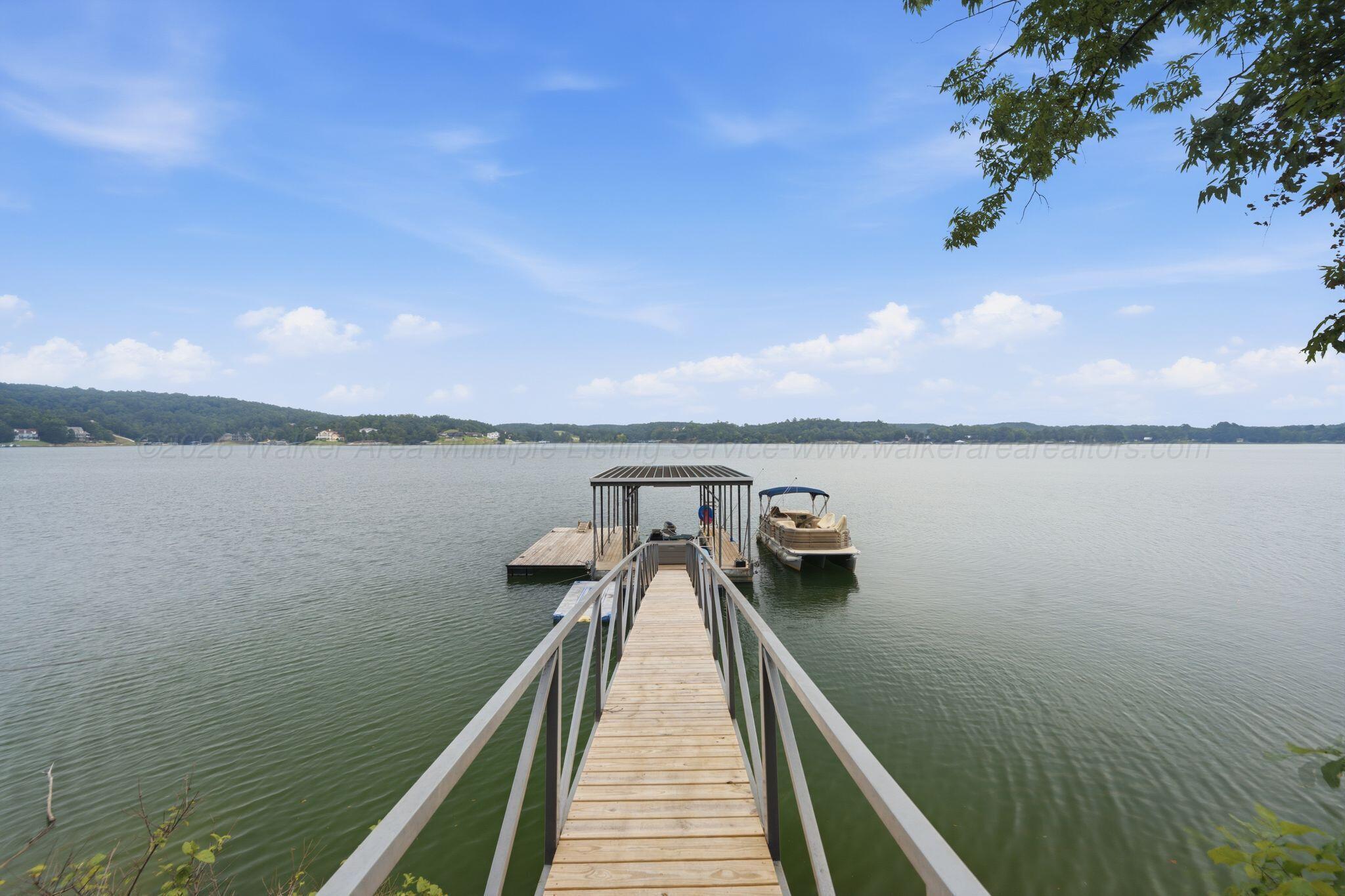 Image 2: Dock
