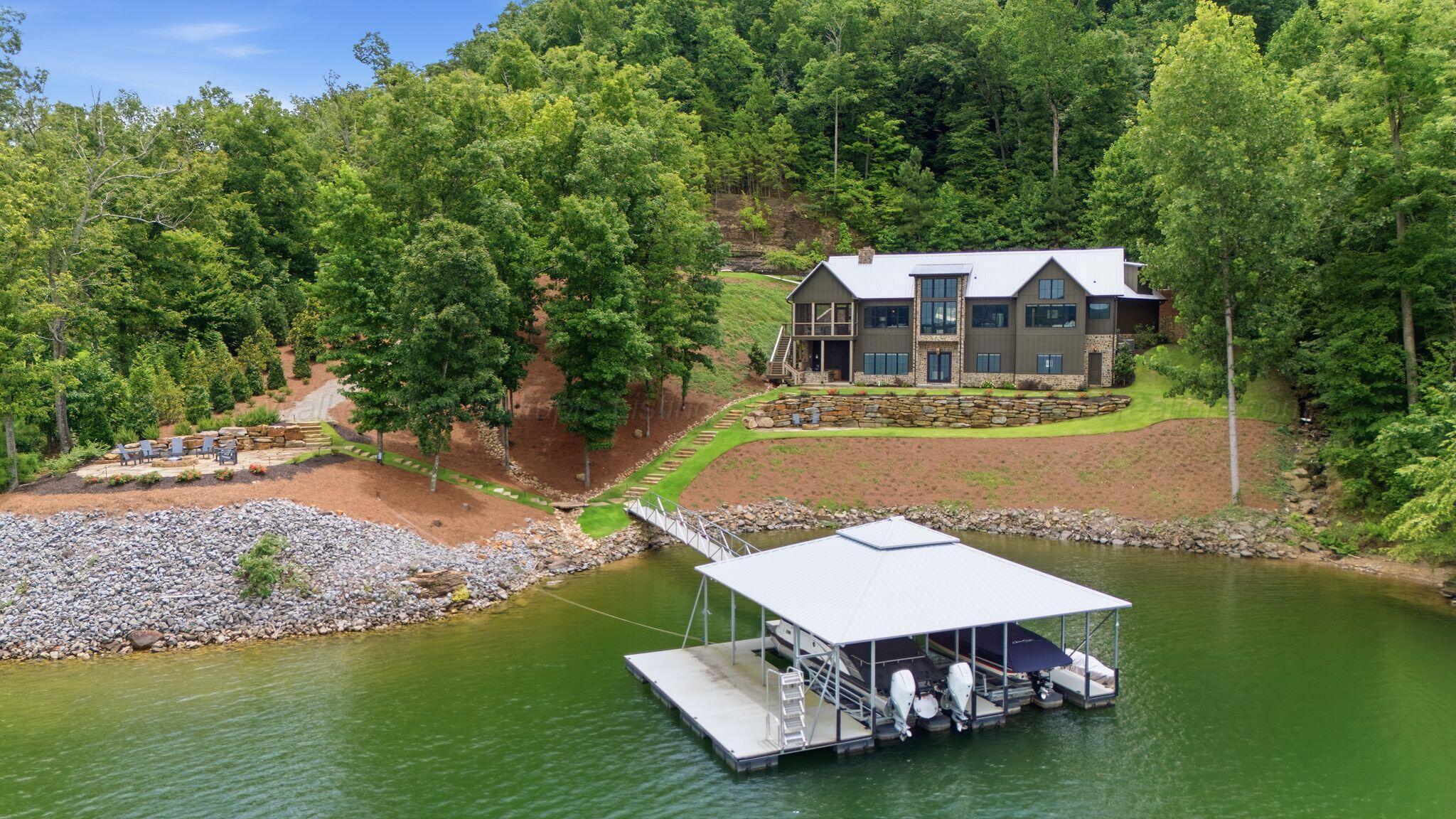 Image 2: Lakeside