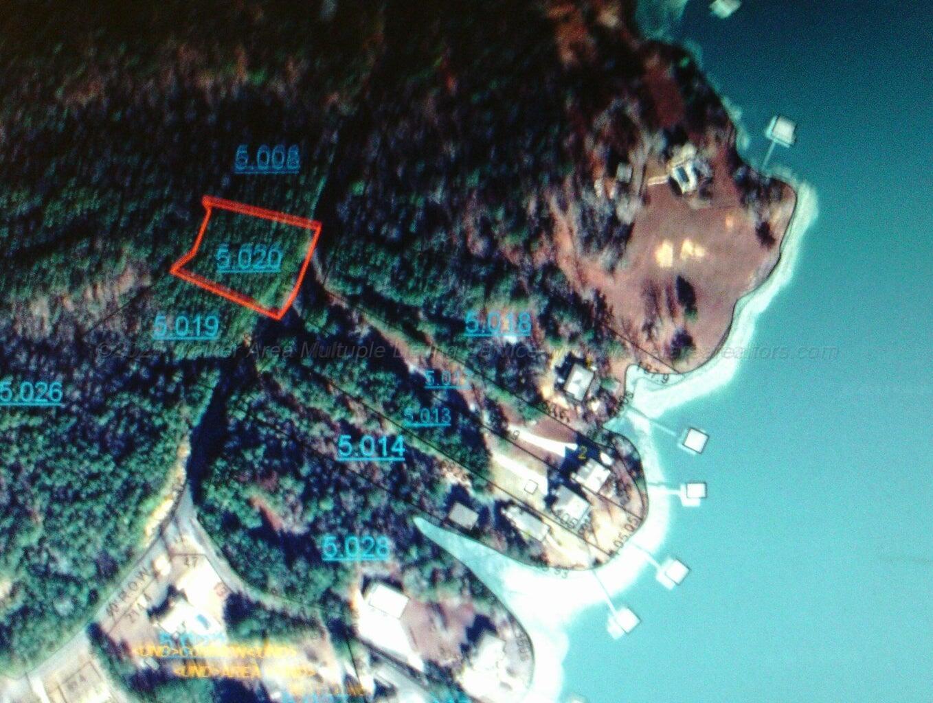 Image 3: Tax plat map. Not a survey.