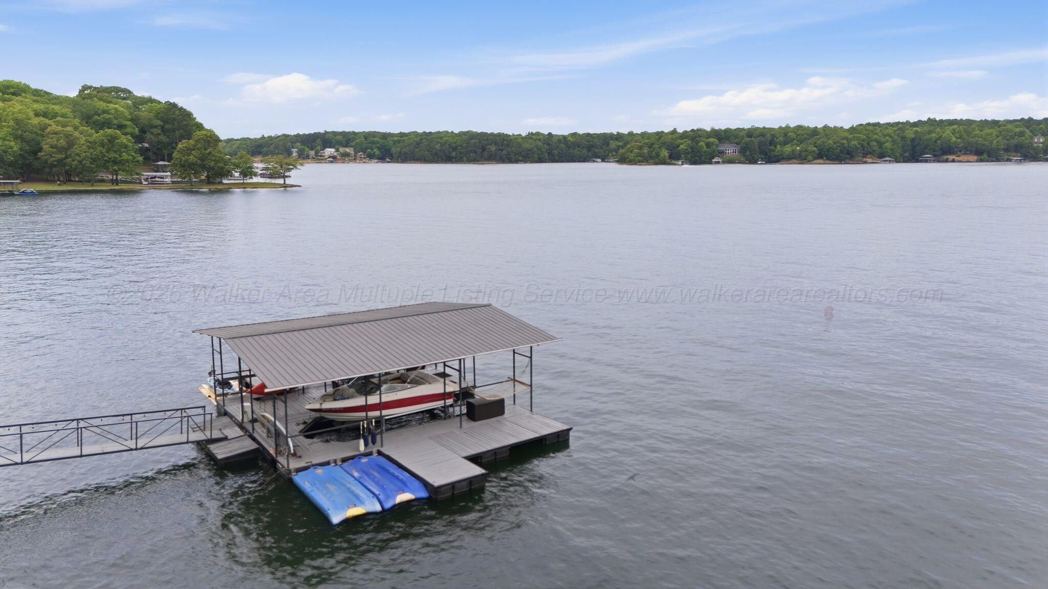 Image 3: Dock