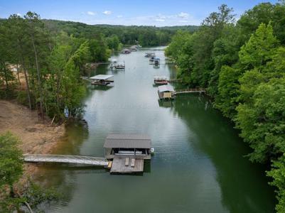 71 FLAT ROCK Dr