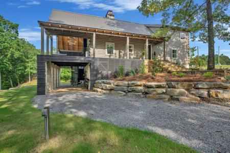 1025 COUNTY ROAD 3908