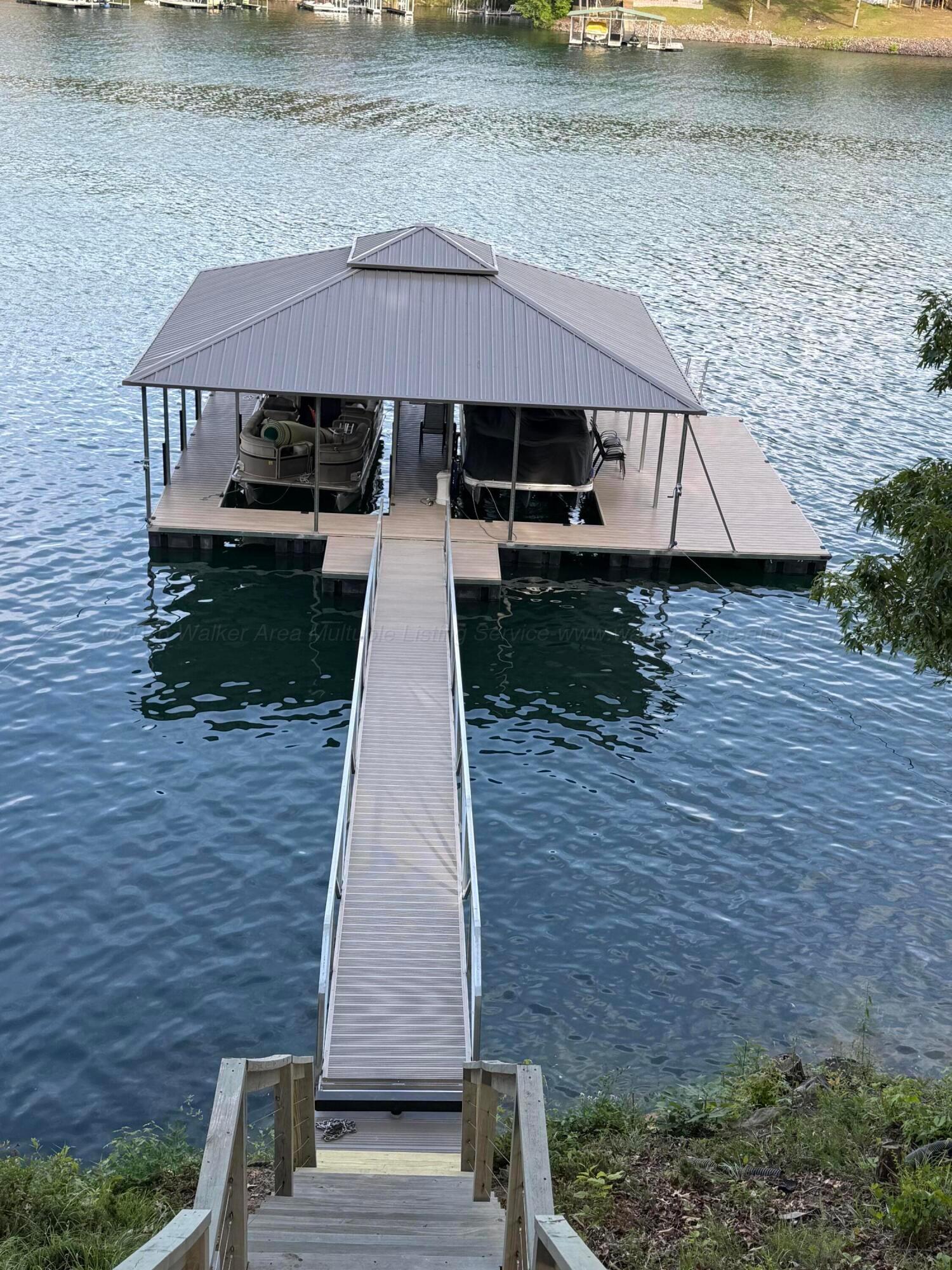 Image 3: Brand New Dock