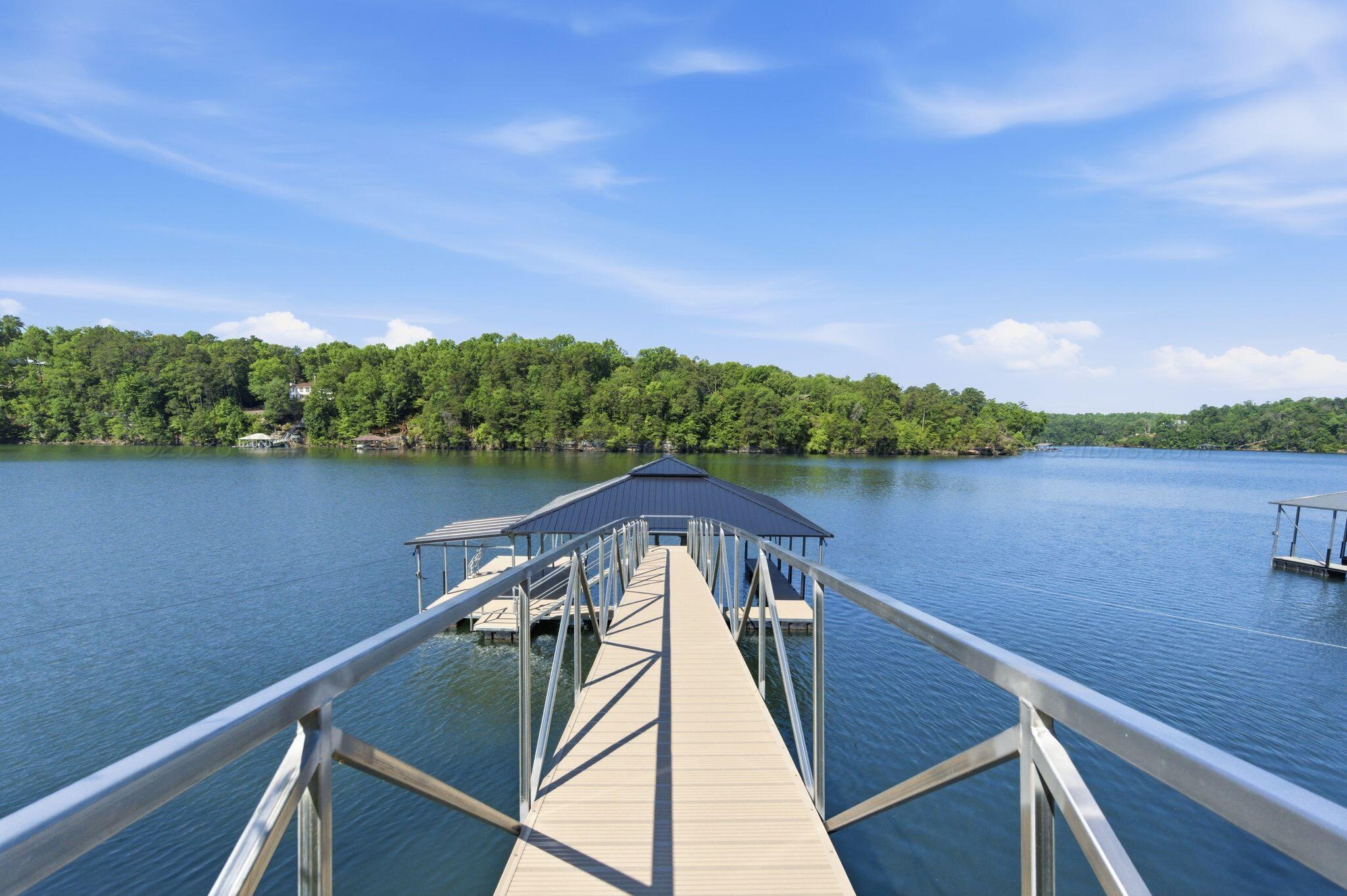 Image 4: Dock