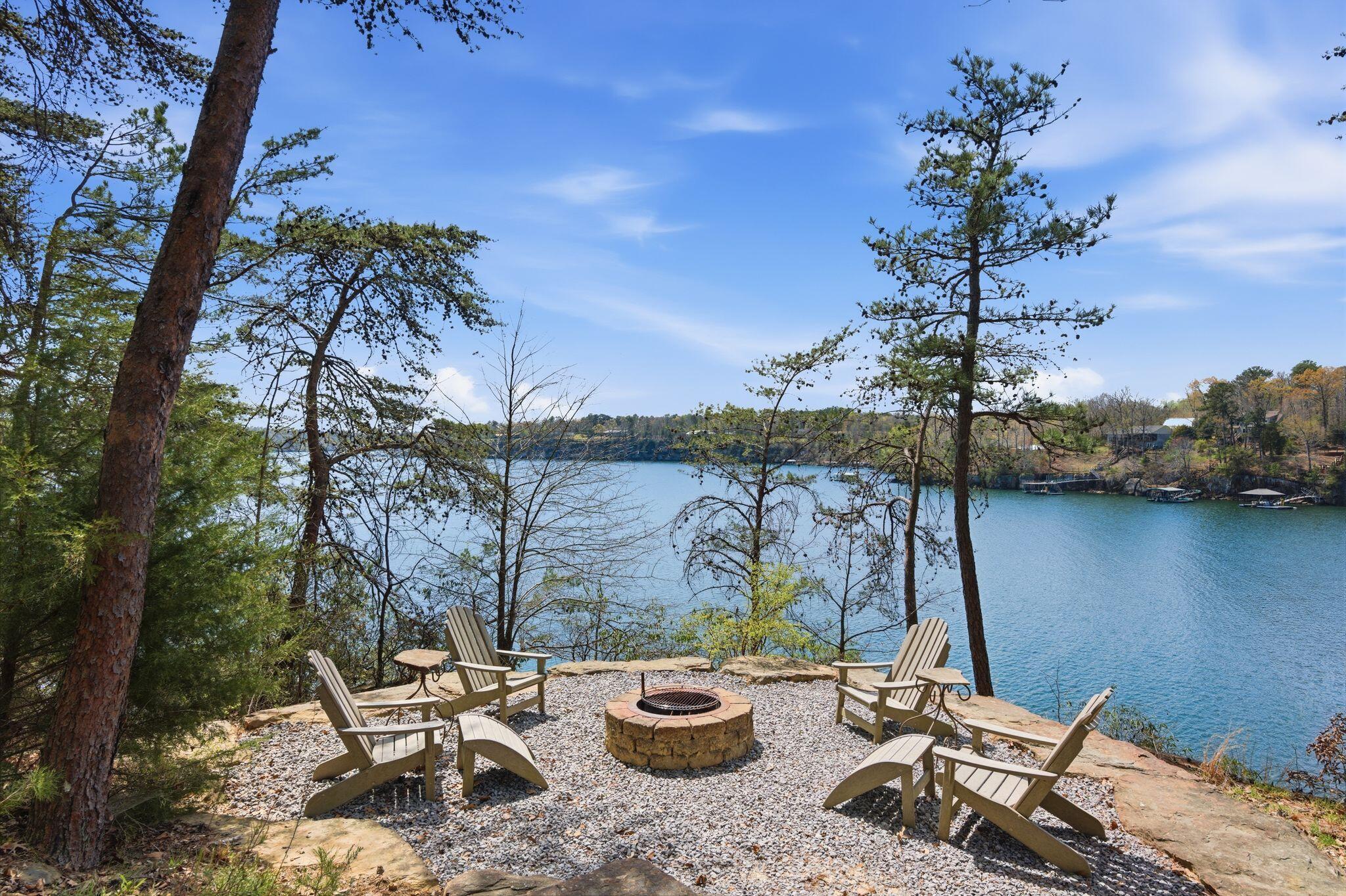 Image 2: Lakeside Fire Pit