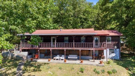 741 COUNTY ROAD 885