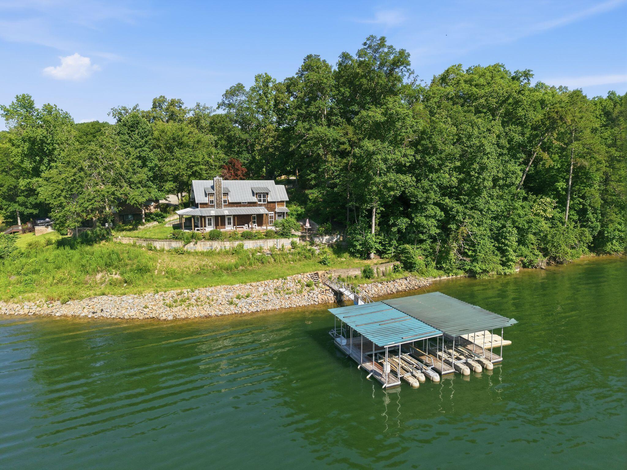 Image 1: Lakeside