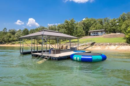 540 EDGEWATER BEND