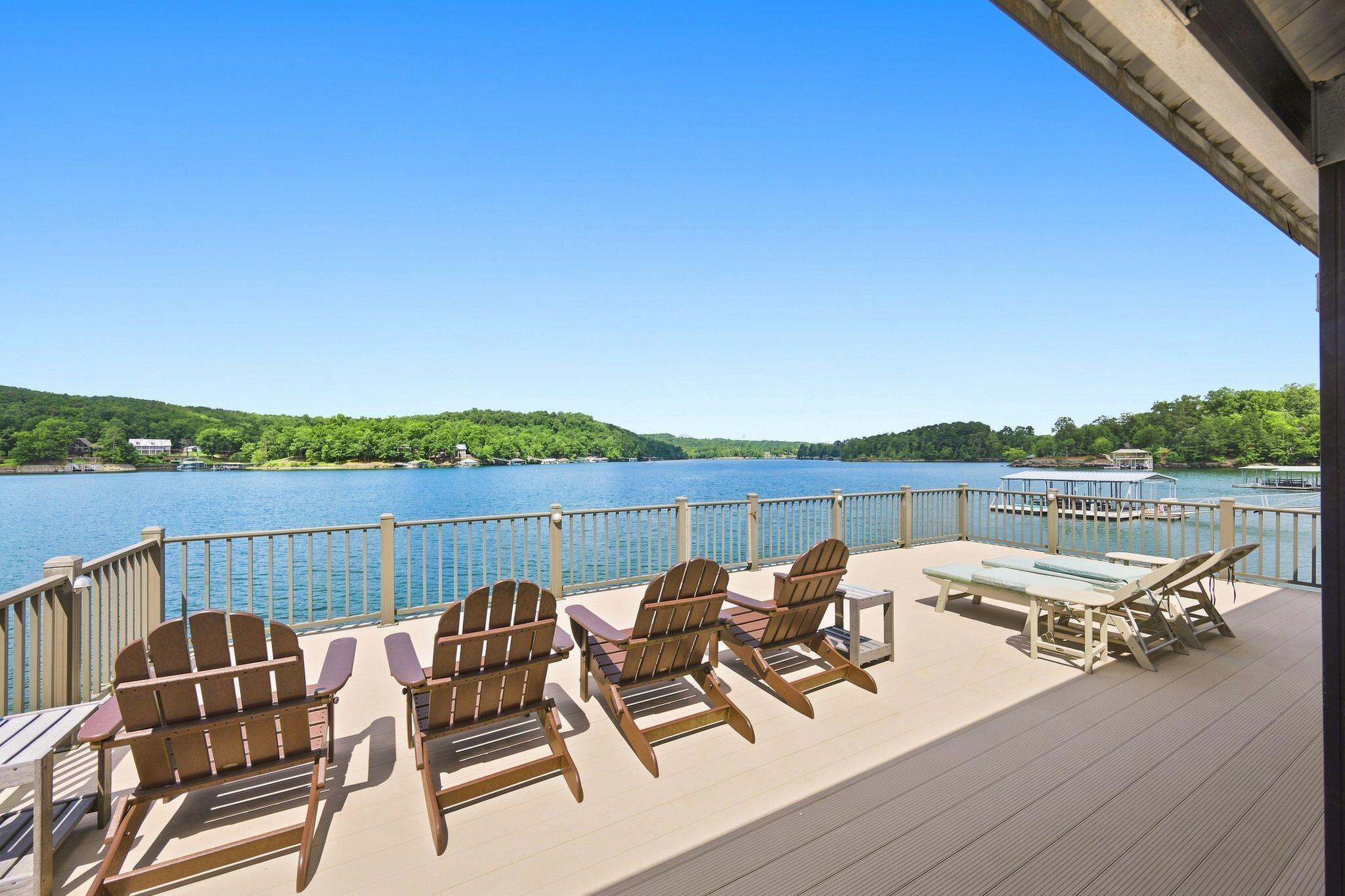 Image 3: Dock