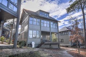 146 TURTLE POINT