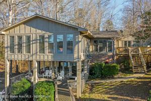 1375 LAKE SHORE Dr