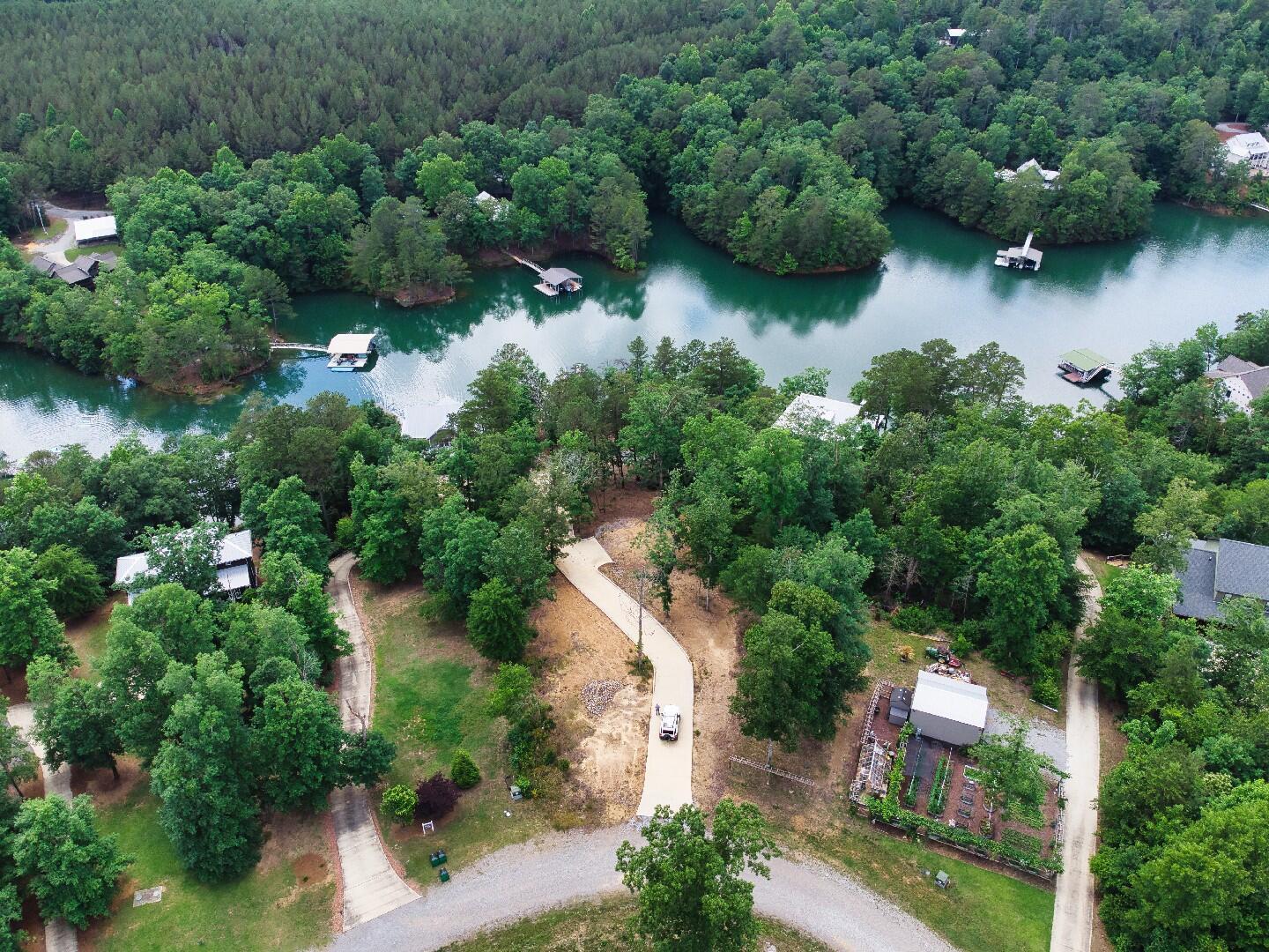 Image 3: Lot 13 The Hamptons_5