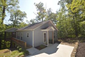 751 MAGGIE Ln