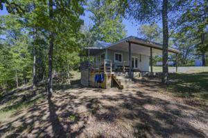 559 LYNNWOOD DRIVE