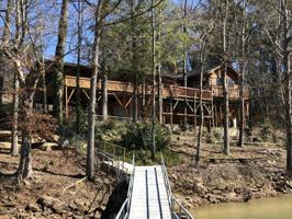 1079 SHELTERED COVE Rd