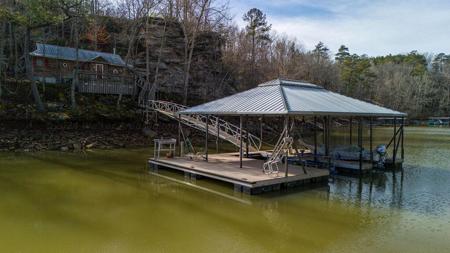 412 CO RD 3902