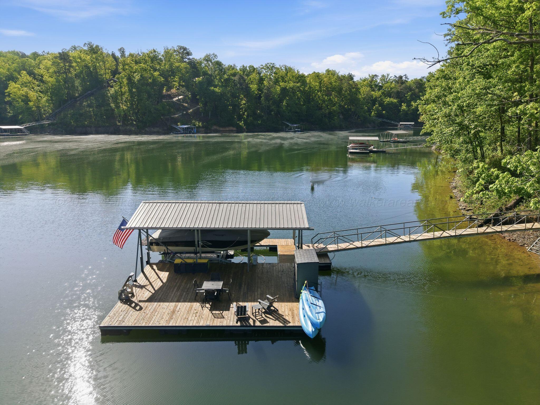Image 2: Dock
