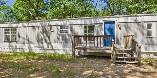 31466 N. Cove Ridge