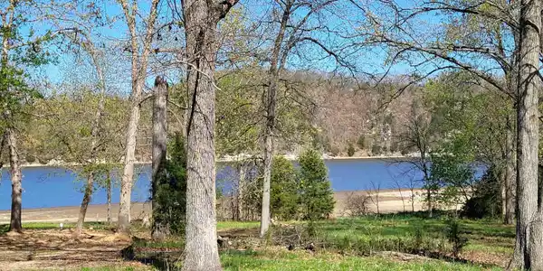 Emerald Hills