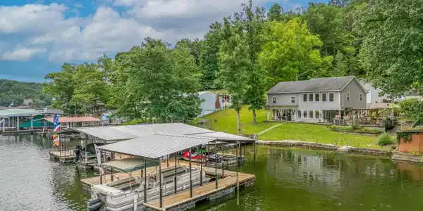 15157 Bass Cove