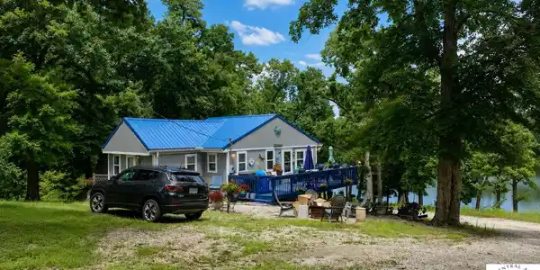 10216 Whippoorwill