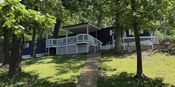 31053 Grandview
