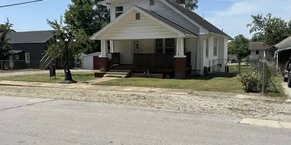 715 Illinois