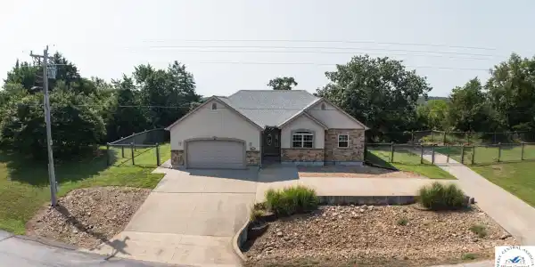 22914 Lake Ridge