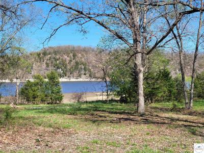 Emerald Hills