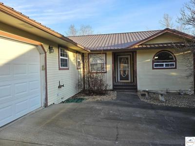 162 Silent Springs