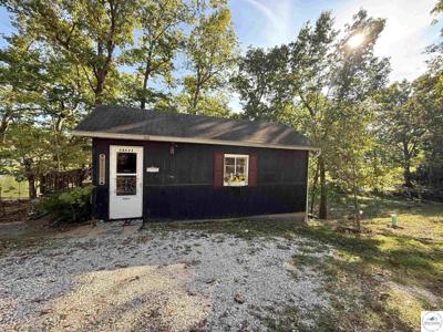 25422 Oak