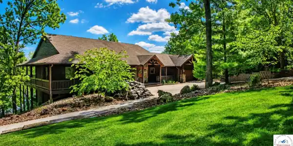 23180 Lake Ridge