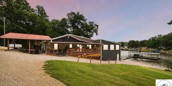 41552 Ivy Bend