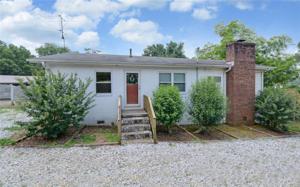 1583 Lakeview Road