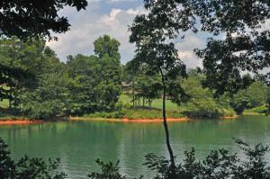 148 North Lake Drive