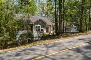 11 Fair Wind Drive
