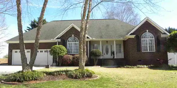 110 Stonewall Court