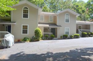 551 Lake Place Drive