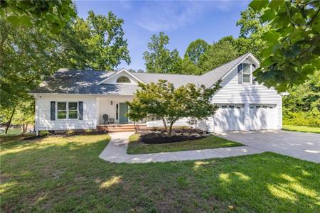 206 Petty Road