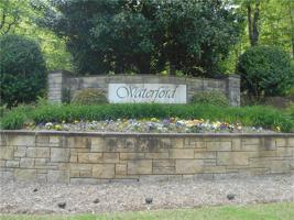 121 E waterford Drive