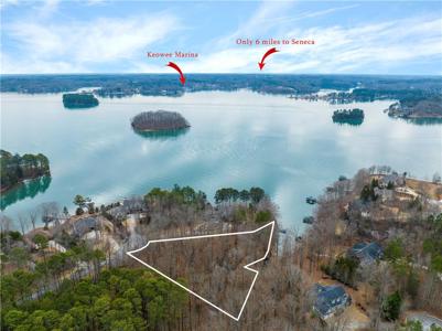 714 Live Oak Court