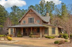 258 Linkside Court