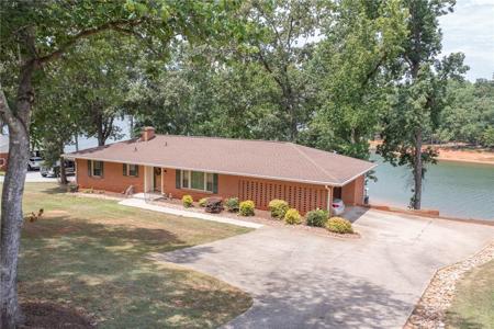2214 Surfside Drive