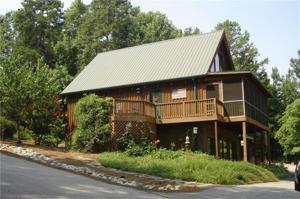 121 Briar Court