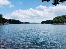 29 Retreat Pointe Road