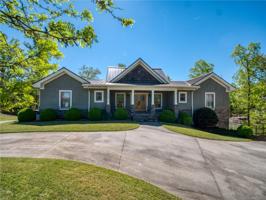 112 Vaughn Court