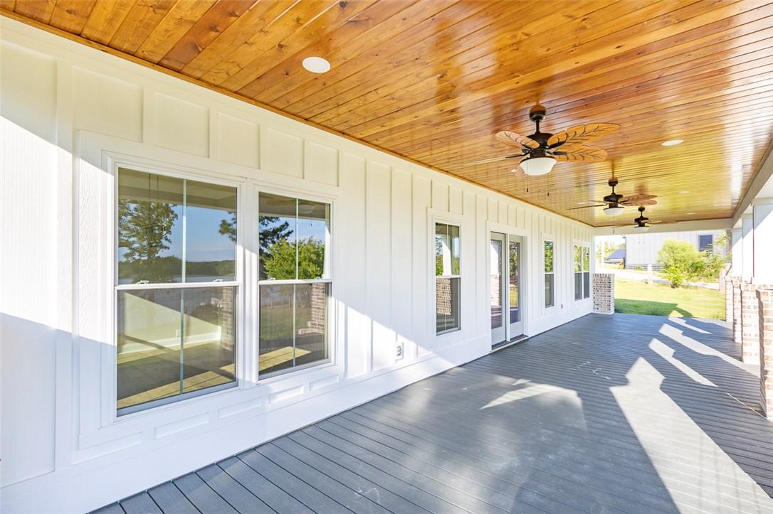 Image 3: Front Porch!